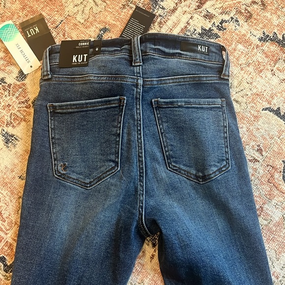 NEVER WORN Kut From The Kloth jeans! Skinny high ride distressed button front. - Picture 5 of 12